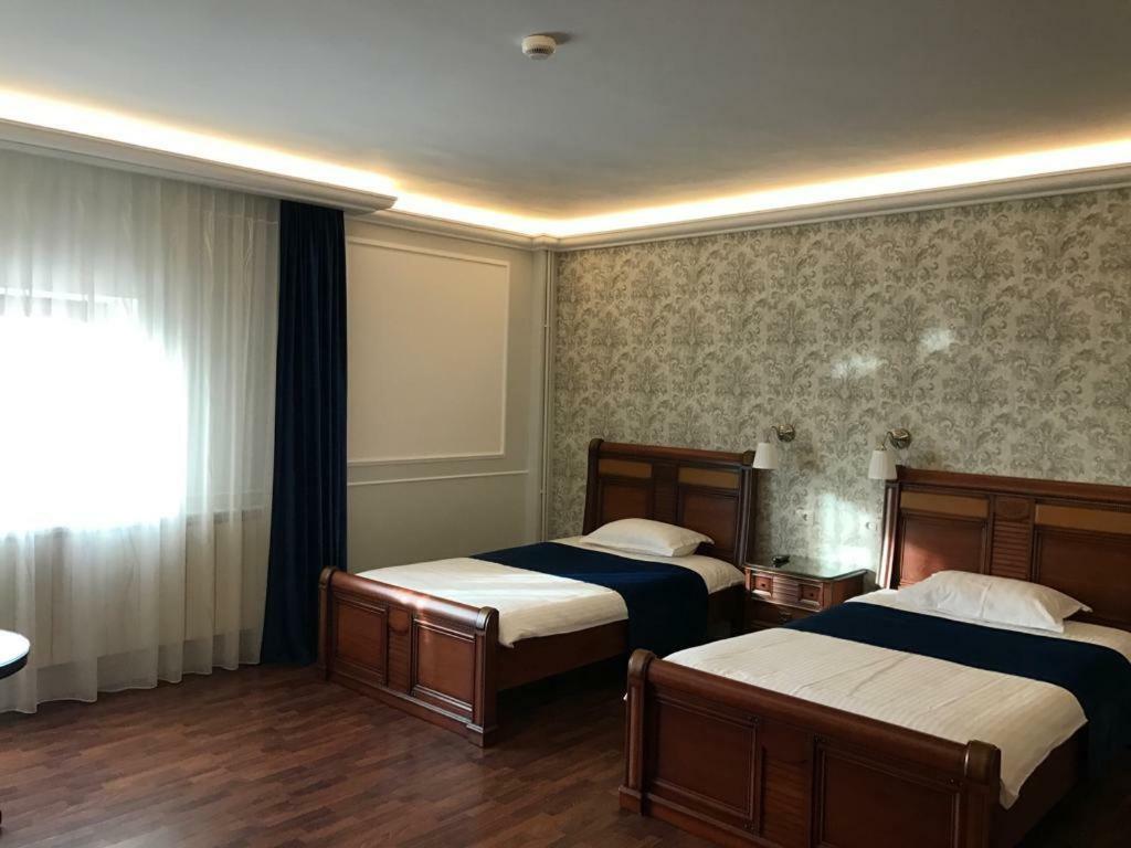Pension Hanul Andritei Craiova Extérieur photo