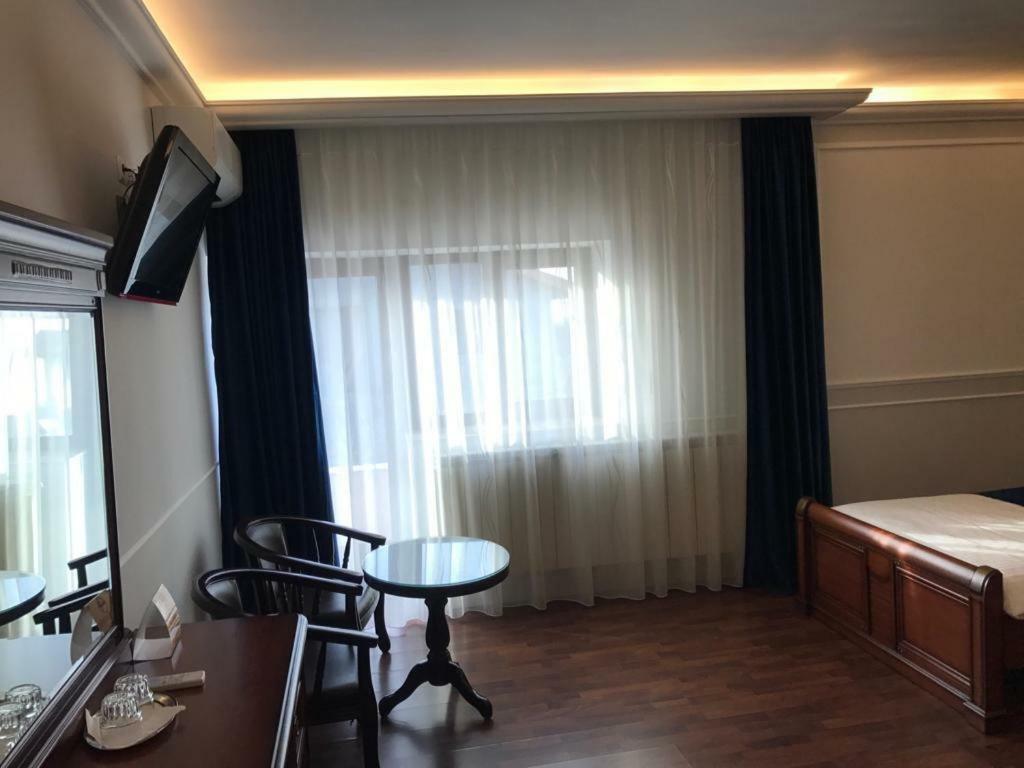 Pension Hanul Andritei Craiova Extérieur photo